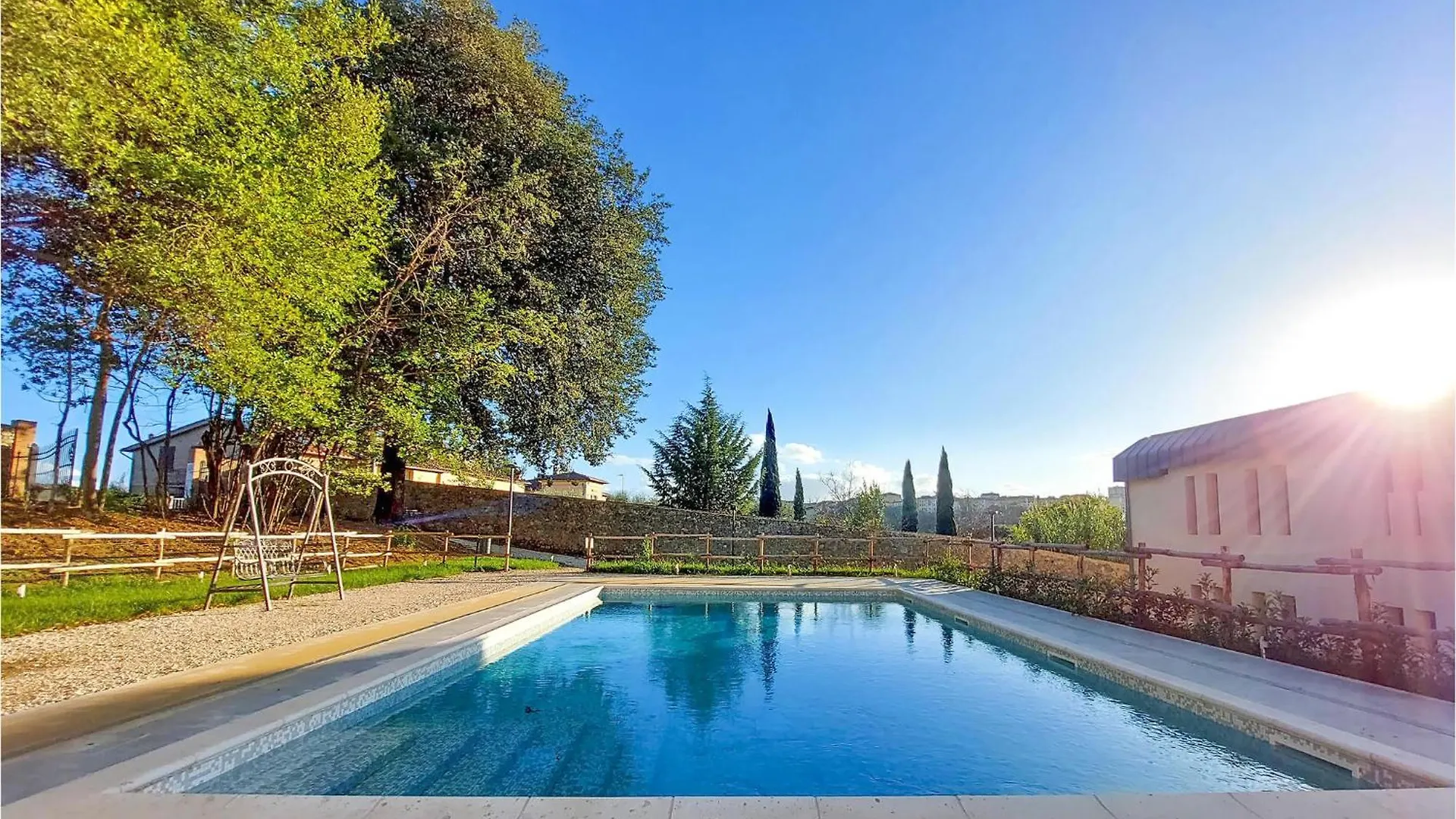 Cozy Apartment In Siena With Kitchen location